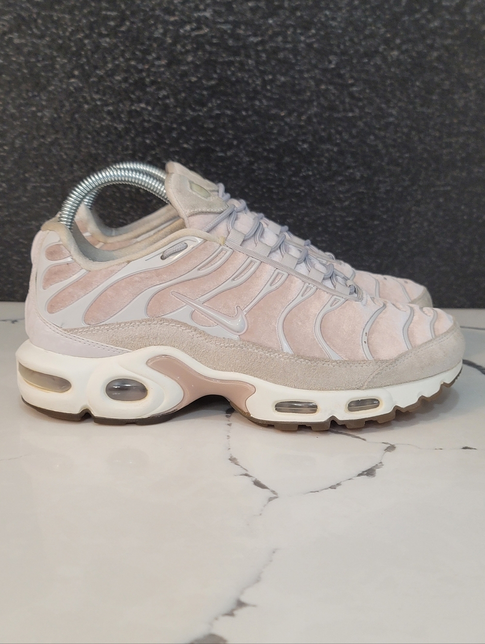 Nike Air Max Plus LX 'Particle Rose' Wmns 7.5 Ships Today